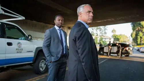 Bosch Temporada 3 Episodios 1 • Sub Español