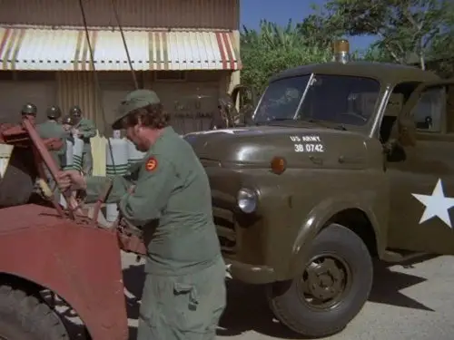 Hawaii 5-0 Temporada 6 Episodios 15 • Sub Español