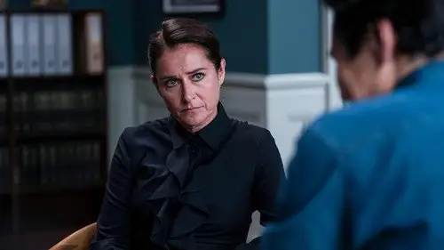 Borgen: Reino, poder y gloria Temporada 1 Episodios 3 • Sub Español