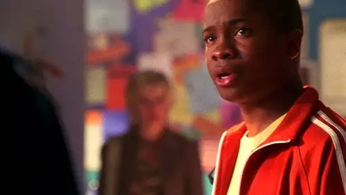 Smallville Temporada 3 Episodios 9 • Sub Español