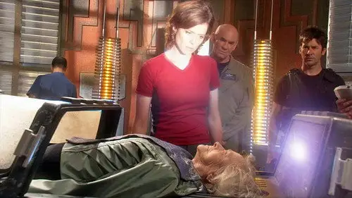 Stargate Atlantis Temporada 2 Episodios 16 • Sub Español