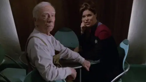 Star Trek: Voyager Temporada 5 Episodios 4 • Sub Español