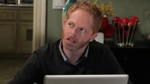 Modern Family Temporada 2 Episodios 16 • Sub Español