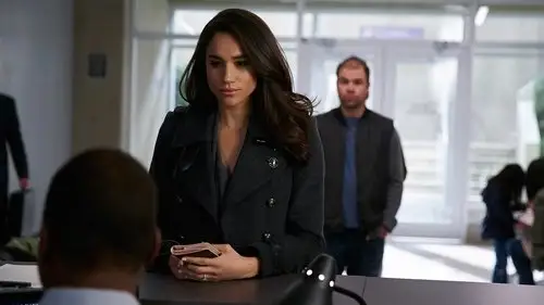 Suits: la clave del éxito Temporada 6 Episodios 2 • Sub Español