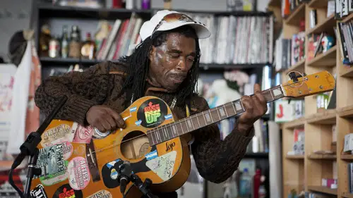 NPR Tiny Desk Concerts Sezon 9 Odc 13 • Online