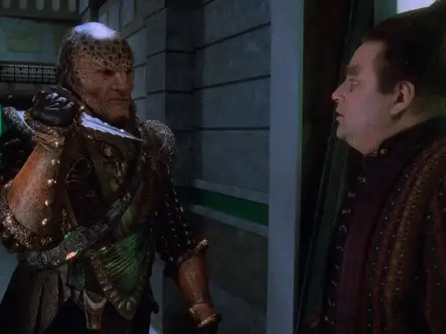 Babylon 5 Temporada 2 Episodios 21 • Sub Español