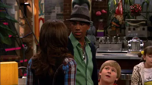 Sunny entre estrellas Temporada 1 Episodios 11 • Sub Español