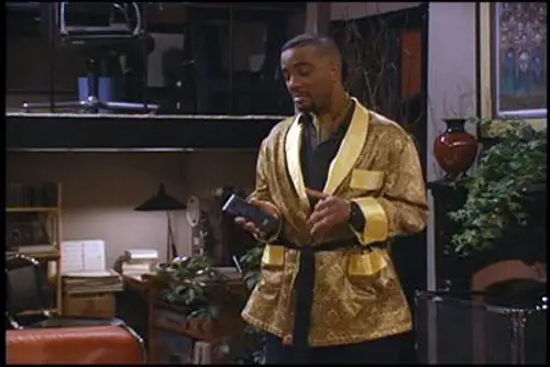 Living Single Temporada 1 Episodios 20 • Sub Español