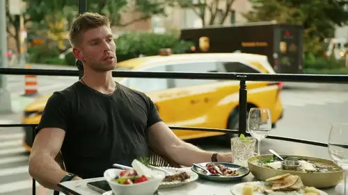 In the City Temporada 1 Episodios 1 • Sub Español