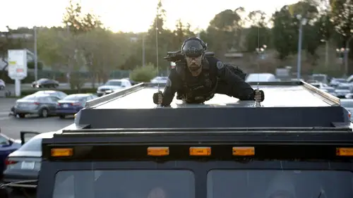 S.W.A.T.: Los hombres de Harrelson Temporada 1 Episodios 15 • Sub Español