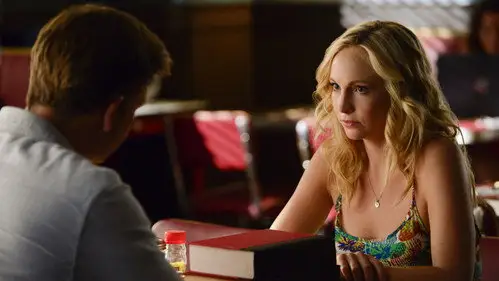 Crónicas vampíricas Temporada 6 Episodios 1 • Sub Español