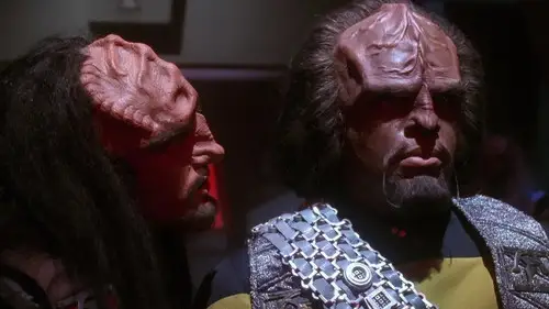 Star Trek: La nueva generación Temporada 3 Episodios 17 • Sub Español