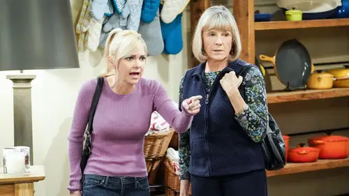 Mom Temporada 7 Episodios 7 • Sub Español