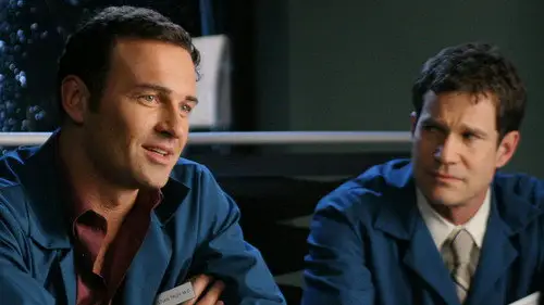 Nip/Tuck, a golpe de bisturí Temporada 2 Episodios 3 • Sub Español