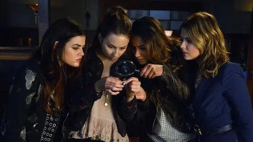 Pequeñas mentirosas Temporada 4 Episodios 17 • Sub Español