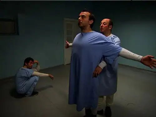 Leyla ile Mecnun Temporada 1 Episodios 4 • Sub Español