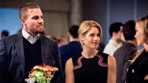 Arrow Temporada 7 Episodios 8 • Sub Español