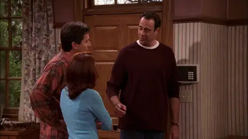 Todo el mundo quiere a Raymond Temporada 8 Episodios 16 • Sub Español