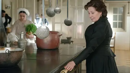 Gran Hotel Temporada 3 Episodios 19 • Sub Español