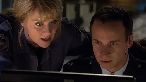 Stargate Atlantis Temporada 5 Episodios 20 • Sub Español