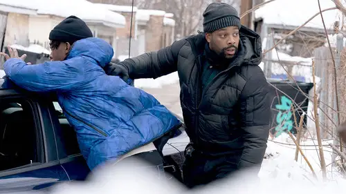 Chicago P.D. Temporada 8 Episodios 9 • Sub Español