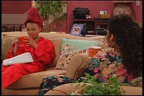Living Single Temporada 1 Episodios 24 • Sub Español