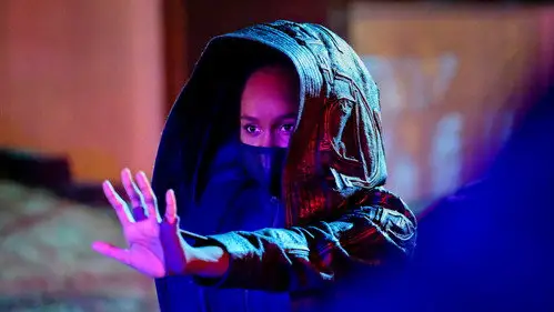 Black Lightning Temporada 4 Episodios 6 • Sub Español