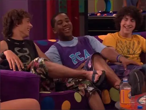 Zoey 101 Temporada 3 Episodios 3 • Sub Español