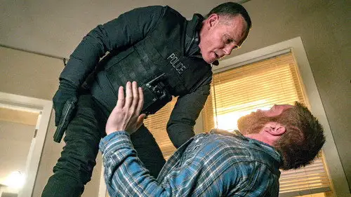 Chicago P.D. Temporada 5 Episodios 20 • Sub Español