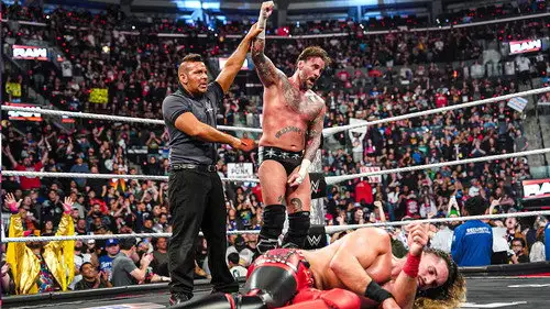 Raw Temporada 33 Episodios 1 • Sub Español