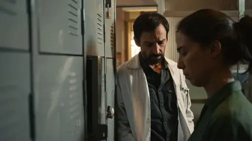 Bajo presión Temporada 3 Episodios 12 • Sub Español