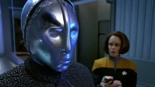 Star Trek: Voyager Temporada 2 Episodios 13 • Sub Español