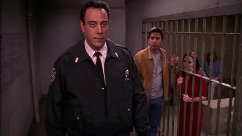 Todo el mundo quiere a Raymond Temporada 7 Episodios 21 • Sub Español