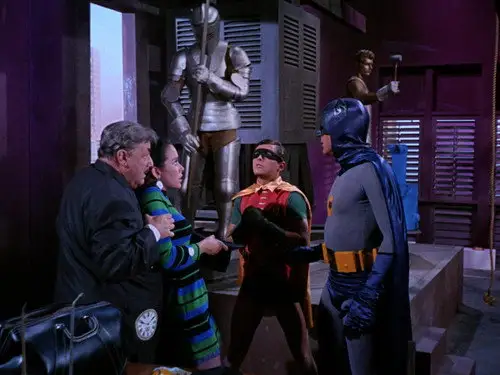 Batman Temporada 2 Episodios 12 • Sub Español