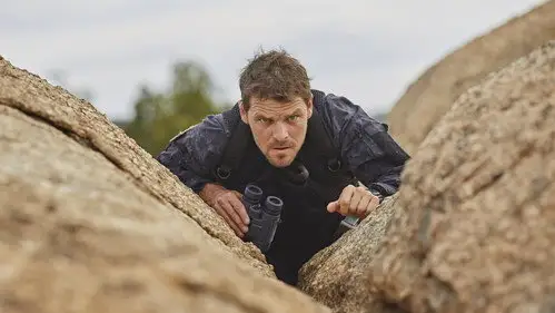 Hunters 2016 Temporada 1 Episodios 13 • Sub Español