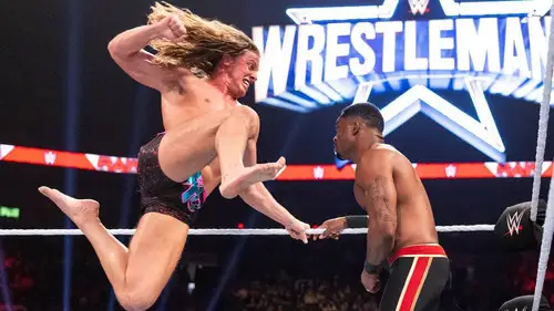 Raw Temporada 30 Episodios 11 • Sub Español