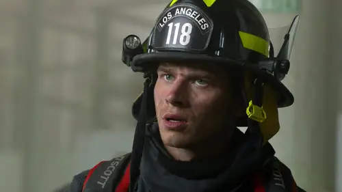 9-1-1 Temporada 5 Episodios 6 • Sub Español