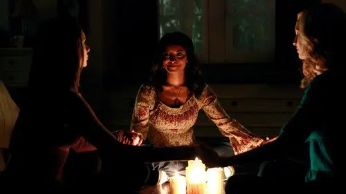Crónicas vampíricas Temporada 1 Episodios 9 • Sub Español