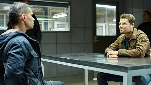 Hunters 2016 Temporada 1 Episodios 7 • Sub Español
