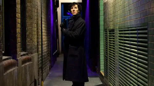 Sherlock Temporada 1 Episodios 1 • Sub Español