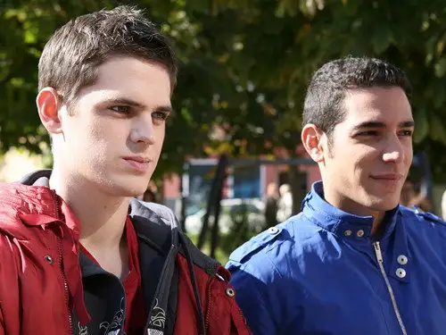 Física o química Temporada 2 Episodios 12 • Sub Español