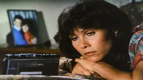 Knots Landing Temporada 3 Episodios 2 • Sub Español