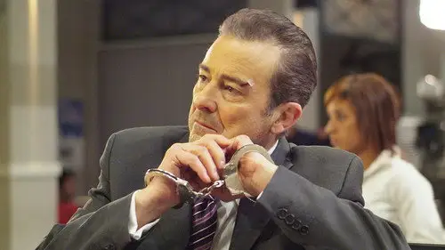 Los hombres de Paco Temporada 5 Episodios 6 • Sub Español