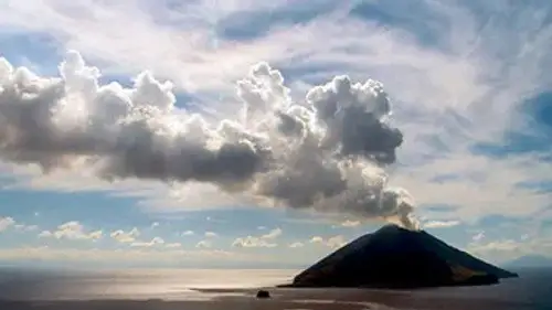 Living with Volcanoes Temporada 1 Episodios 3 • Sub Español