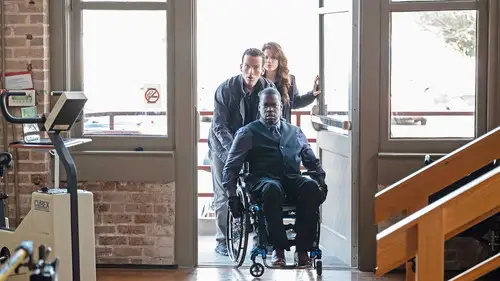 NCIS: Nueva Orleans Temporada 5 Episodios 18 • Sub Español