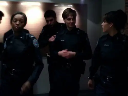 Rookie Blue Temporada 1 Episodios 10 • Sub Español
