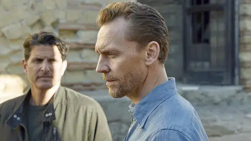 Pompeje: podróż w czasie z Tomem Hiddlestonem S1E1 • Oglądaj Online