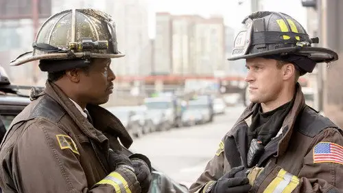 Chicago Fire Temporada 8 Episodios 14 • Sub Español