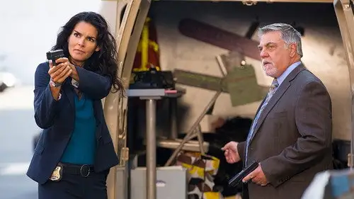 Rizzoli & Isles Temporada 5 Episodios 15 • Sub Español