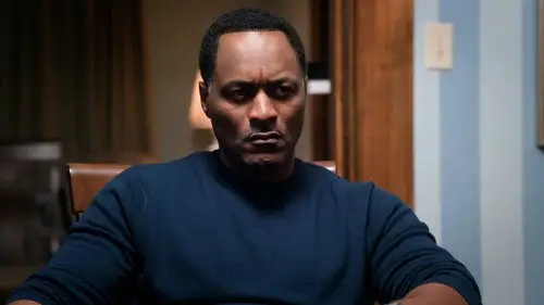 Tyler Perry's The Oval Temporada 4 Episodios 15 • Sub Español